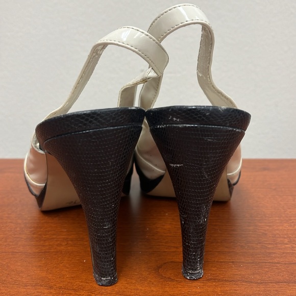 Anne Klein Bow Slingback Heels 9 1/2 - Picture 3 of 5